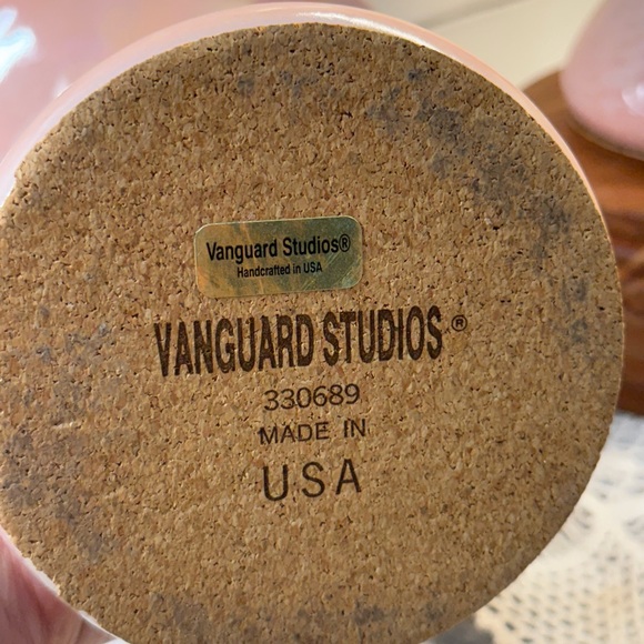 Elegant Pink Ceramic Candle Holders - Picture 4 of 13